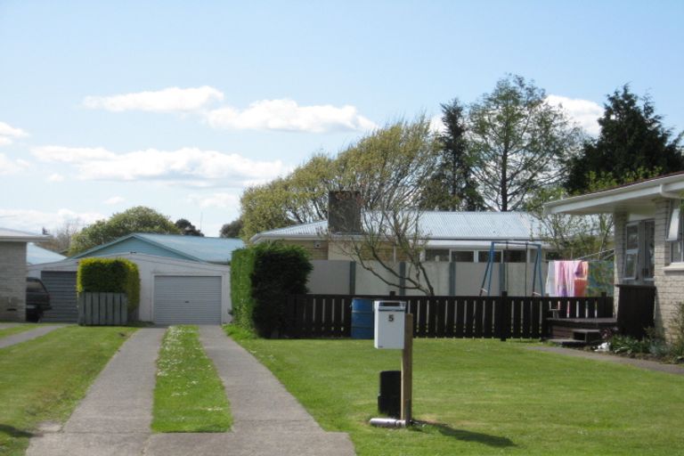 Photo of property in 5 James Henry Crescent, Huntly, 3700