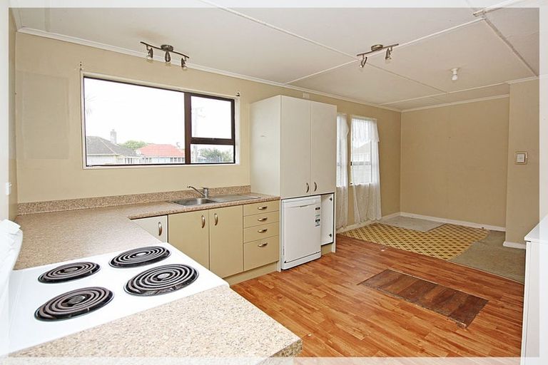 Photo of property in 23 Herrington Street, Foxton, 4814