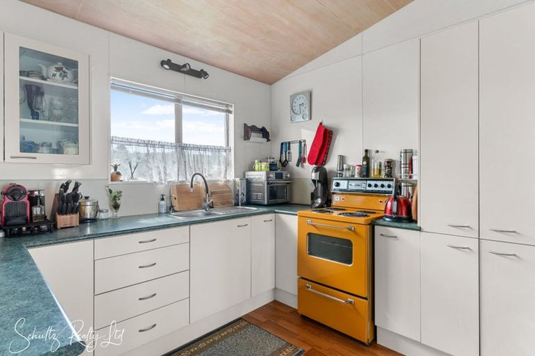 Photo of property in 28 Ngatoto Road, Tinopai, Matakohe, 0593