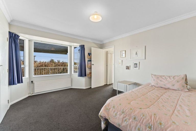 Photo of property in 4 Ingle Avenue, Waipahihi, Taupo, 3330