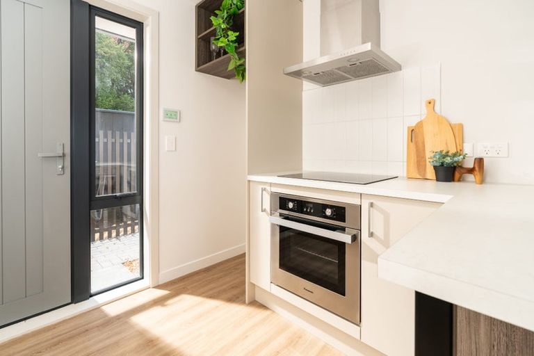 Photo of property in 3/32 Kaihuia Street, Northland, Wellington, 6012