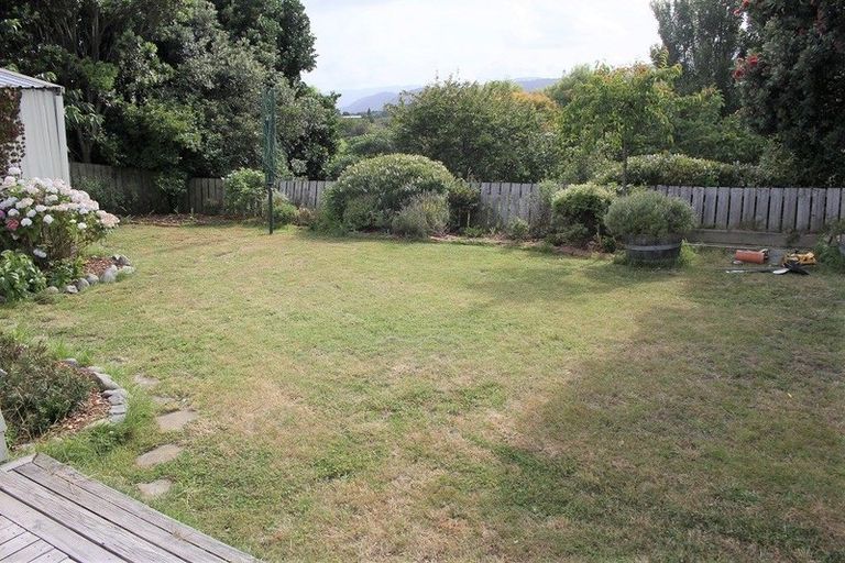 Photo of property in 59 Dale Road, Raumati South, Paraparaumu, 5032