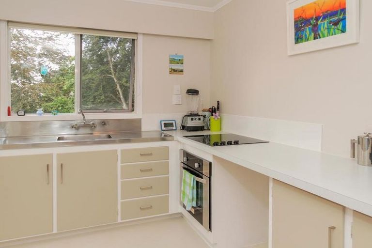 Photo of property in 2/26 Karaka Street, New Lynn, Auckland, 0600