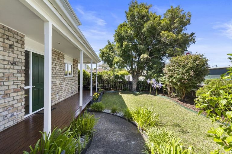 Photo of property in 1/71 Wellington Street, Howick, Auckland, 2014
