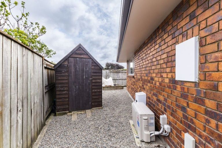 Photo of property in 21 Liberty Grove, Kelvin Grove, Palmerston North, 4414
