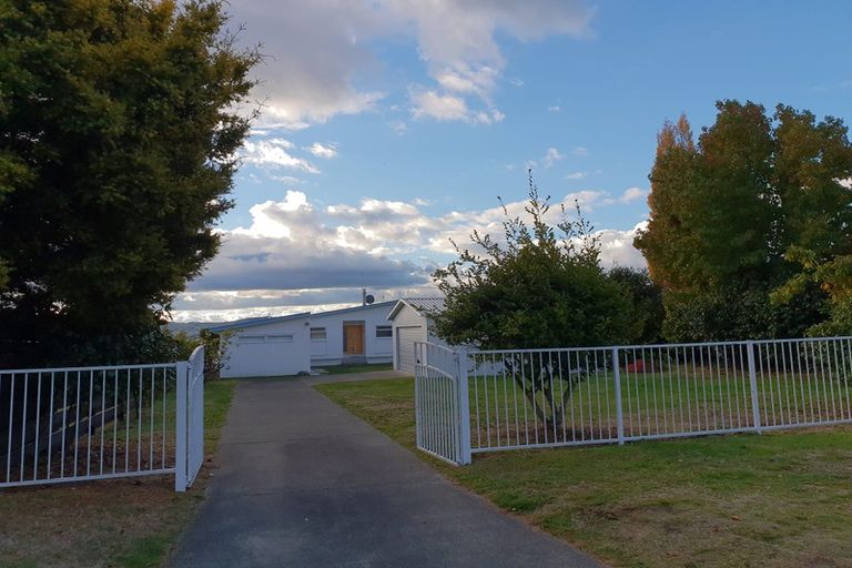 Photo of property in 67 Wharewaka Road, Wharewaka, Taupo, 3330