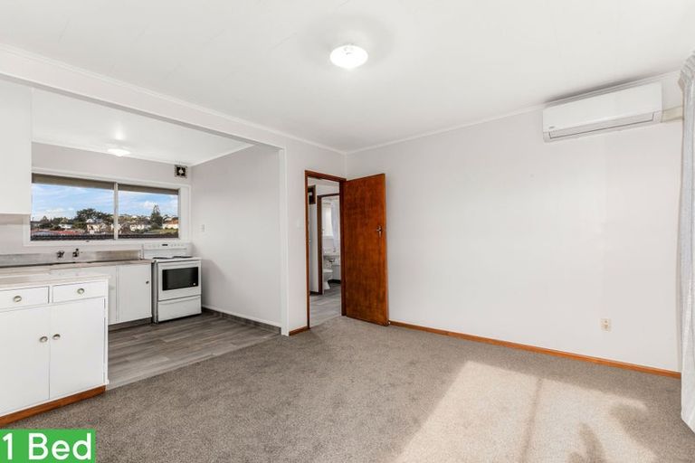 Photo of property in 1 Mana Avenue, Titahi Bay, Porirua, 5022