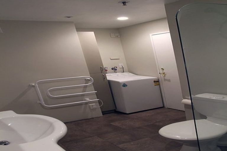 Photo of property in Courtenay Apartments, 304/120 Courtenay Place, Te Aro, Wellington, 6011