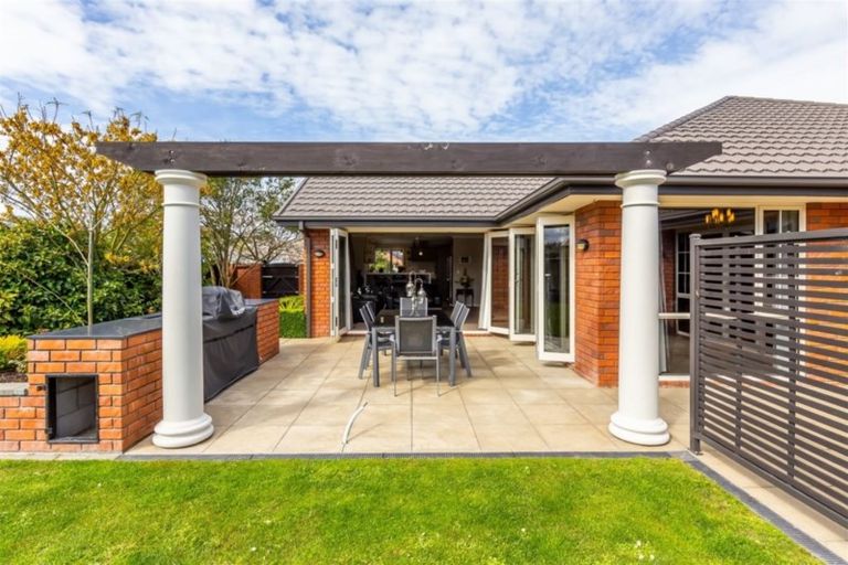 Photo of property in 3 Sentinel Place, Halswell, Christchurch, 8025