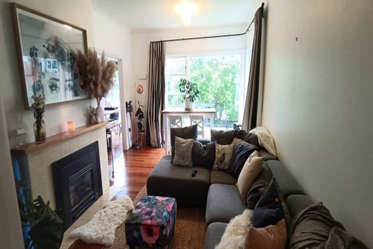 Photo of property in 12 Calcutta Street, Khandallah, Wellington, 6035