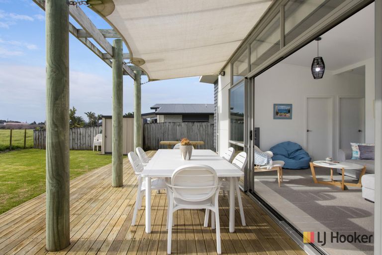 Photo of property in 34 Ocean Breeze Drive, Waihi Beach, 3611