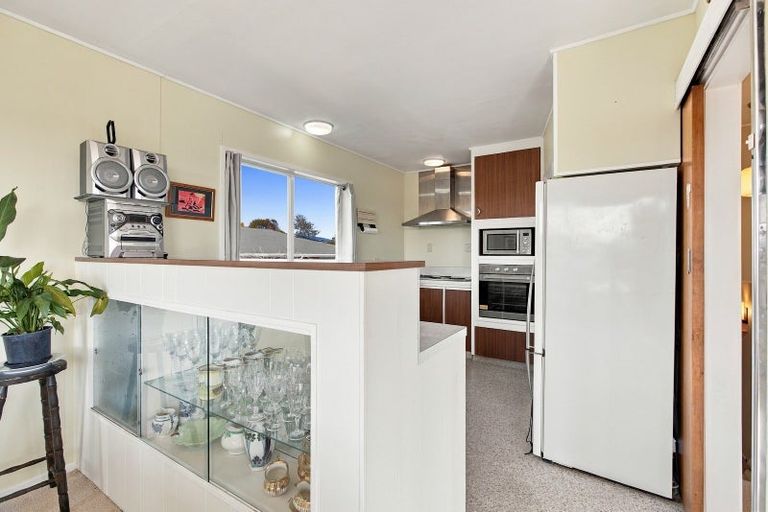 Photo of property in 7 Montana Place, Merrilands, New Plymouth, 4312
