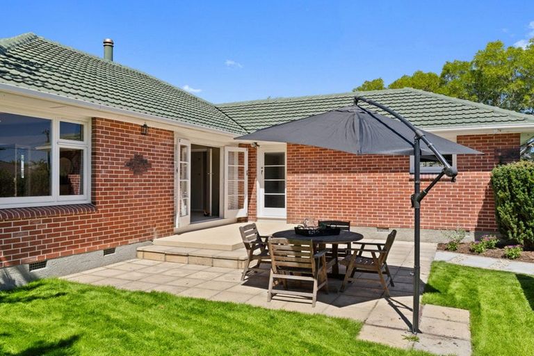 Photo of property in 26 Charlcott Street, Burnside, Christchurch, 8053