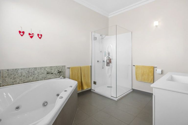 Photo of property in 12 Beaumaris Street, Outram, 9019