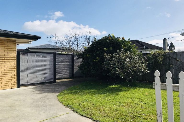Photo of property in 67 Heath Street, St Andrews, Hamilton, 3200