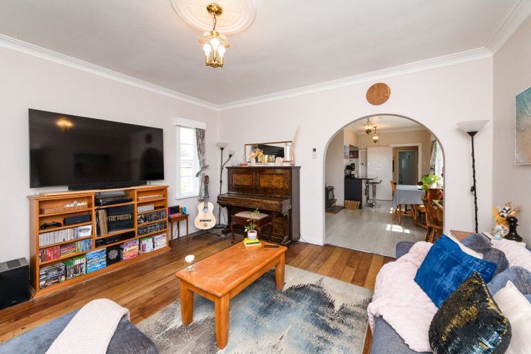 Photo of property in 10 Liverpool Street, Takaro, Palmerston North, 4412