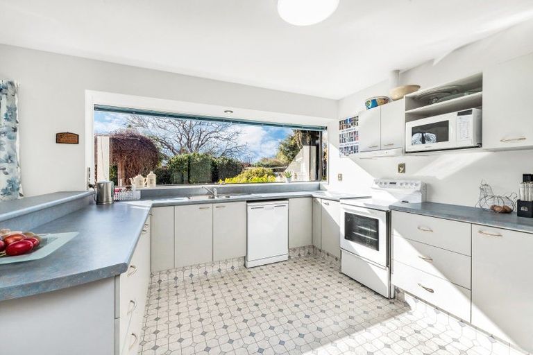 Photo of property in 83 High Street, Southbridge, 7602