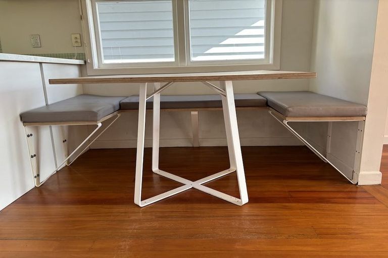 Photo of property in 30 Atkinson Road, Titirangi, Auckland, 0604