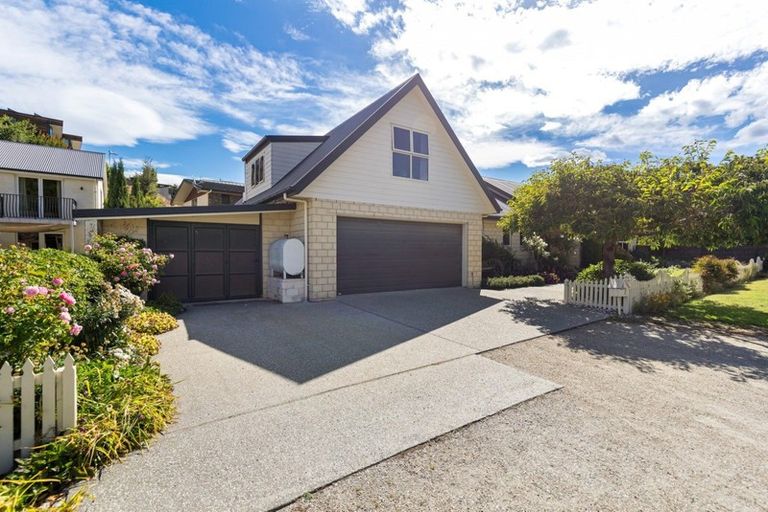 Photo of property in 2 Helms Court, Arrowtown, 9302