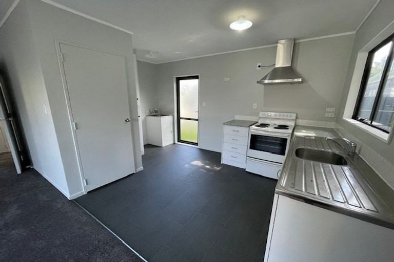 Photo of property in 33 Friedlanders Road, Manurewa, Auckland, 2102