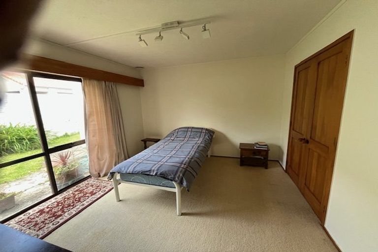 Photo of property in 13 Antilla Place, Half Moon Bay, Auckland, 2012