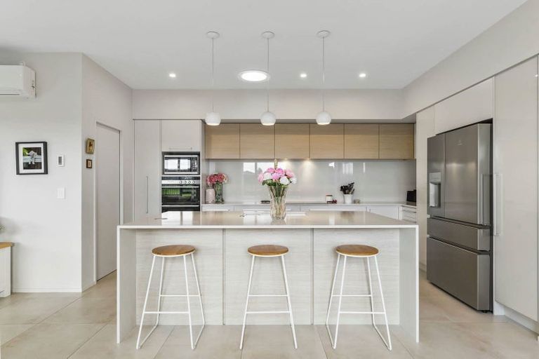 Photo of property in 2 Doidge Street, Beachlands, Auckland, 2018