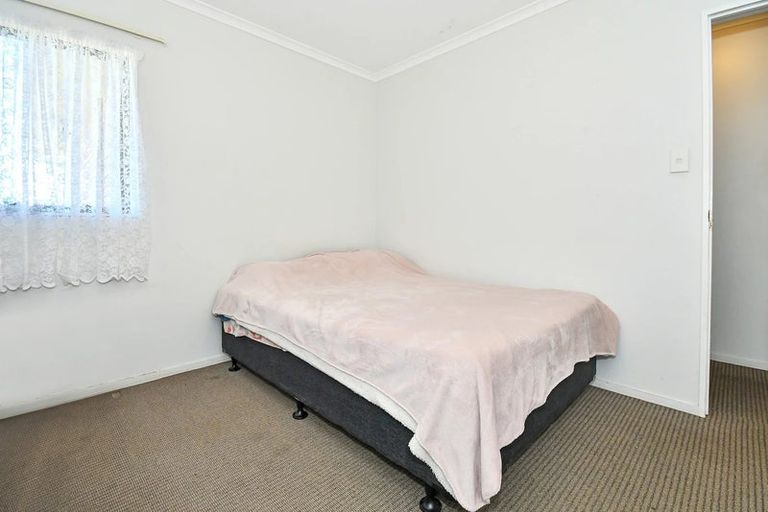 Photo of property in 9 Mark Edgar Place, Clendon Park, Auckland, 2103