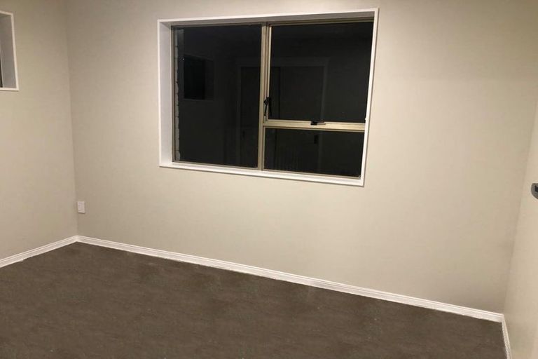 Photo of property in 1/32 Opaheke Road, Papakura, 2110