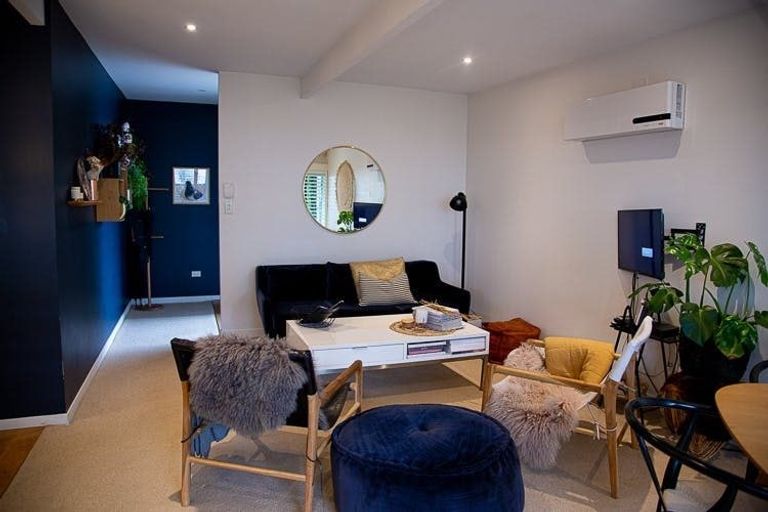 Photo of property in 2/246 Lake Road, Hauraki, Auckland, 0622