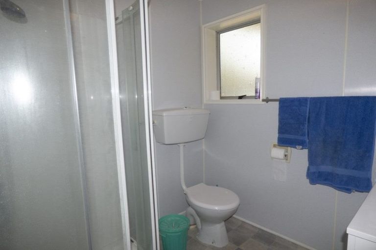 Photo of property in 7b John Guthrie Place, Merrilands, New Plymouth, 4312