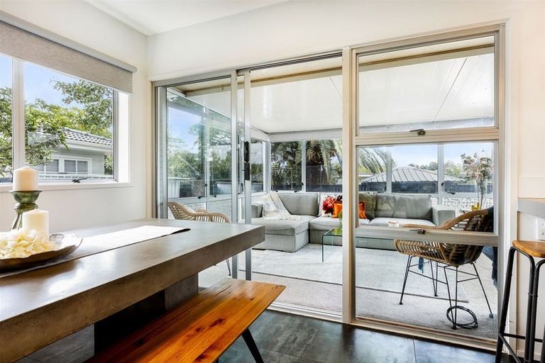 Photo of property in 9 Roysfield Lane, Sunnyhills, Auckland, 2010