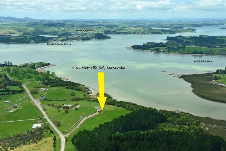 Photo of property in 196 Metcalfe Road, Matakohe, 0593
