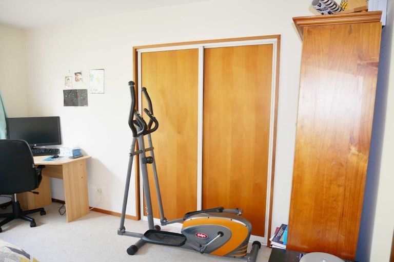 Photo of property in 2/170c Yaldhurst Road, Sockburn, Christchurch, 8042