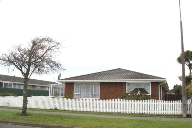 Photo of property in 56 Maitland Street, Strathern, Invercargill, 9812