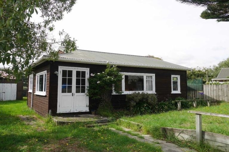 Photo of property in 18 Forest Lane, Raumati South, Paraparaumu, 5032