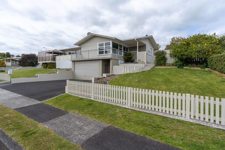 Photo of property in 4 Edith Place, Dinsdale, Hamilton, 3204