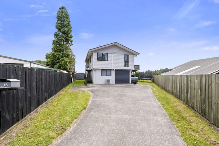 Photo of property in 16 Bronte Place, Owhata, Rotorua, 3010