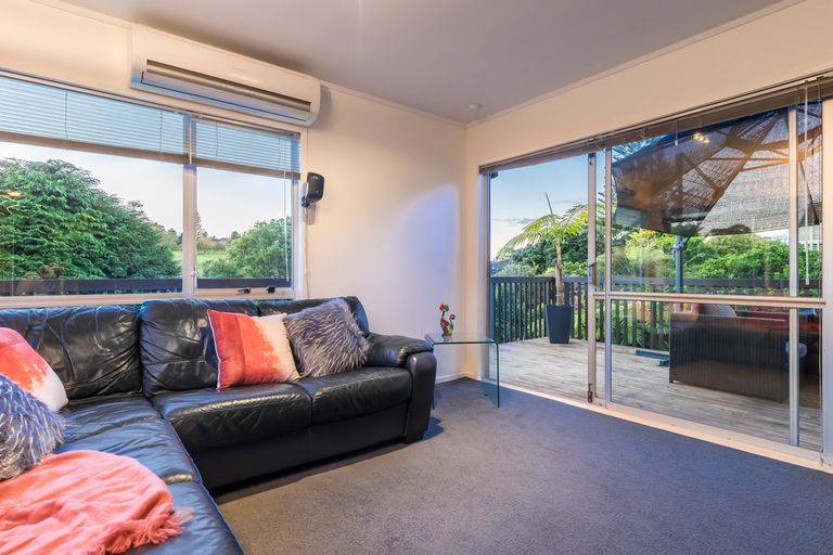 Photo of property in 5 Halsey Drive, Lynfield, Auckland, 1042