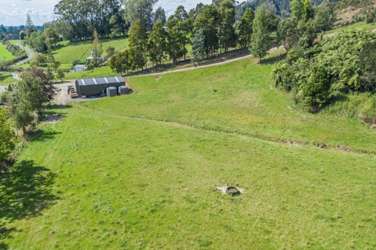 Photo of property in 245b Wallace Road, Koputaroa, 5571