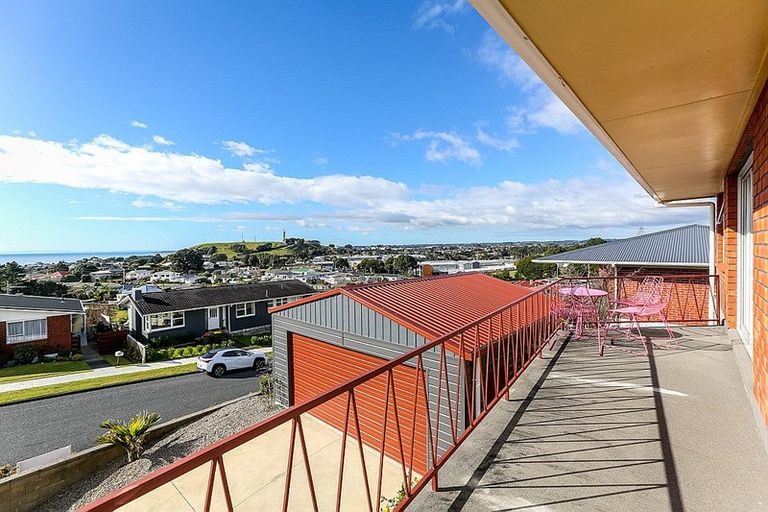 Photo of property in 48 Crownhill Street, Spotswood, New Plymouth, 4310