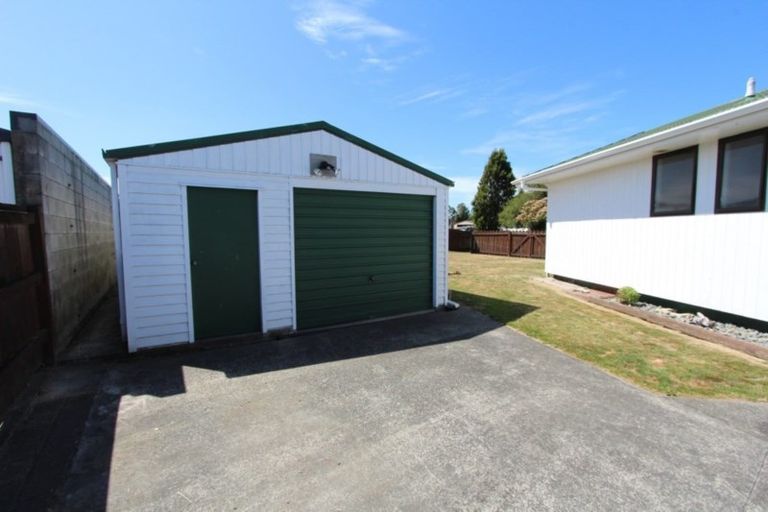 Photo of property in 1 Waitara Place, Tokoroa, 3420