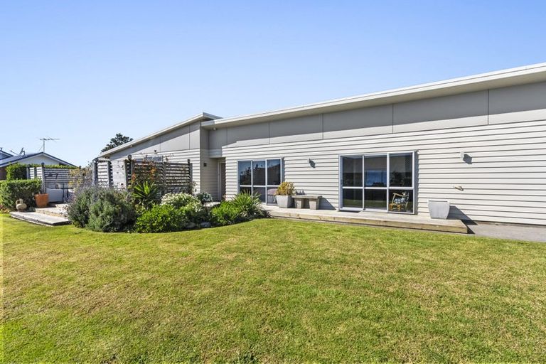 Photo of property in 46 Dillon Drive, Bell Block, New Plymouth, 4312