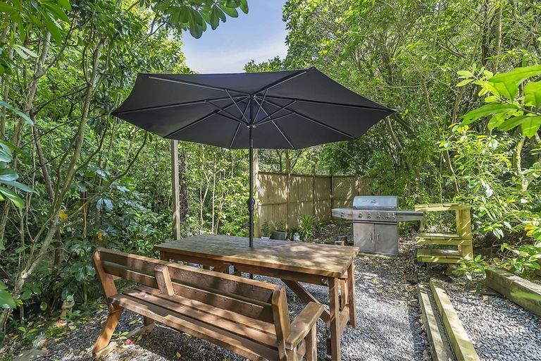 Photo of property in 15 Waikowhai Street, Ngaio, Wellington, 6035