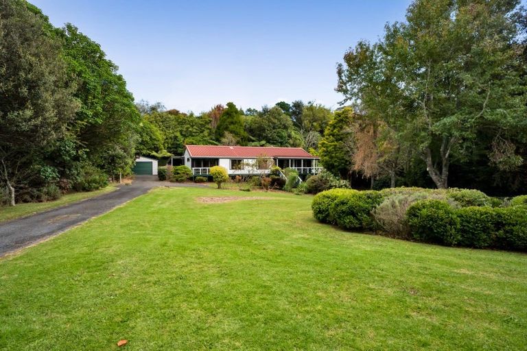 Photo of property in 65 Veale Road, Ridgewood, New Plymouth, 4371