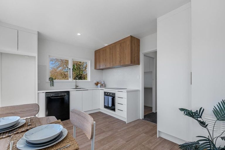 Photo of property in 8 Fairview Road, Western Heights, Rotorua, 3015