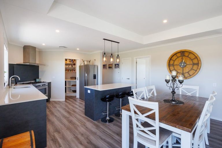 Photo of property in 1404a State Highway 3, Newbury, Palmerston North, 4475