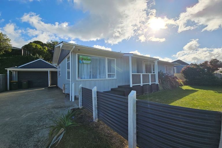 Photo of property in 181 Major Drive, Kelson, Lower Hutt, 5010