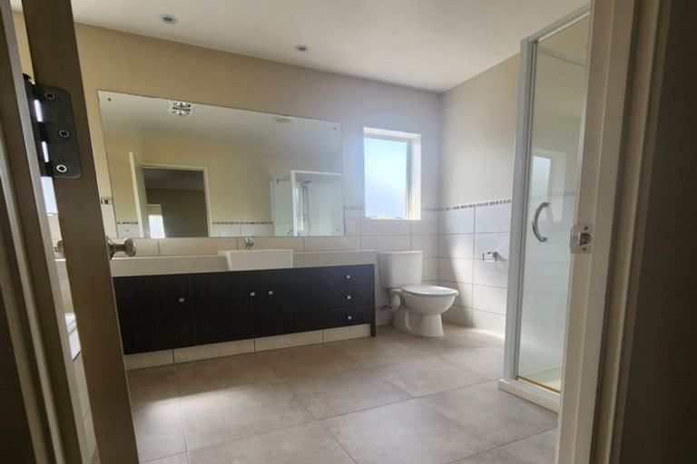 Photo of property in 12 Tivoli Court, Flat Bush, Auckland, 2019