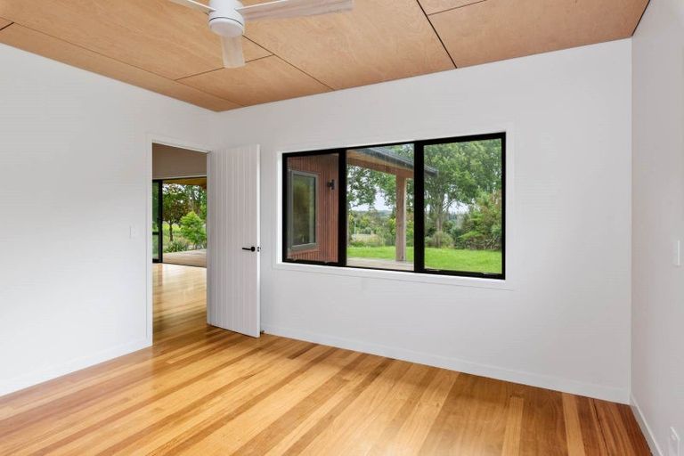 Photo of property in 16 Pa Road, Kerikeri, 0230