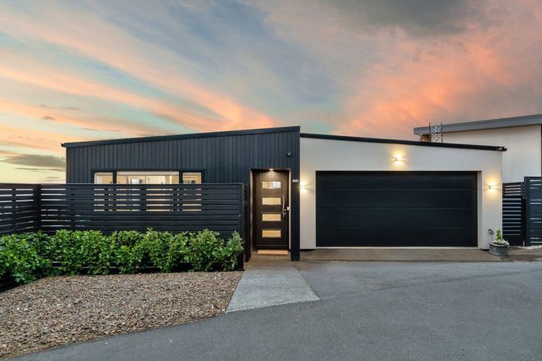Photo of property in 175a Major Hornbrook Road, Mount Pleasant, Christchurch, 8081